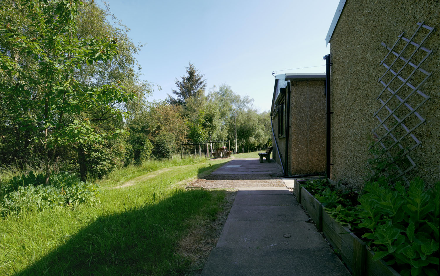 02 BUILDING EYE LEVEL D